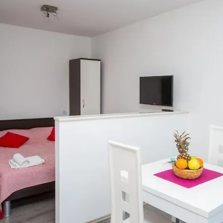 Roza - With Balcony Διαμέρισμα Mokošica